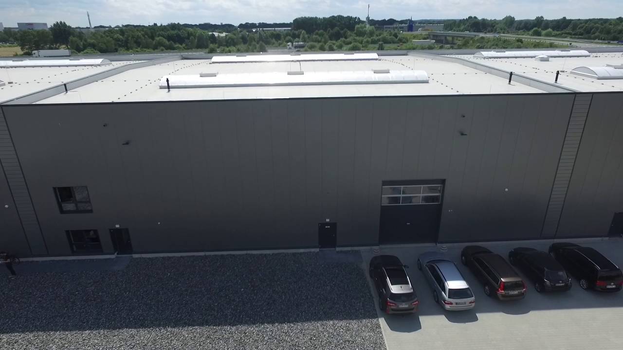 Lubecenter am Veddelers Weg, in der Eissing-Chronik dem Hallenneubau 2015 zugeordnet
